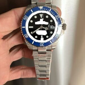 Stainless Steel Dive Watch with Blue Bezel and Black Dial automatic mechanical